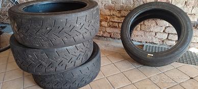 Gomme Pirelli da corsa (leggere bene)