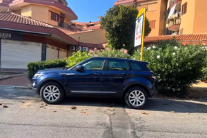 Land Rover Evoque 2.2
