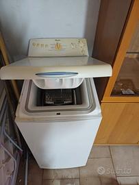 LAVATRICE WHIRPOL CON CARICA DALL'ALTO 5Kg.800giri