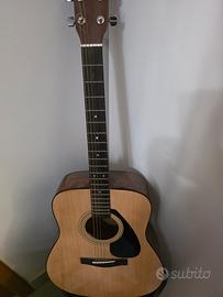 Yamaha F310 Chitarra acustica Folk 4/4 in legno
