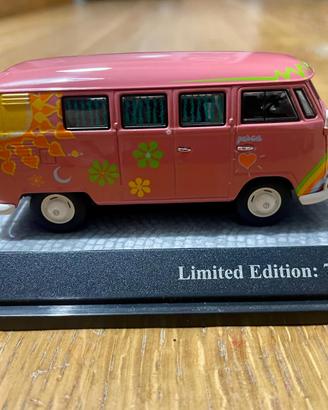 VW T1 Bus limite edition Peace and Love 1970