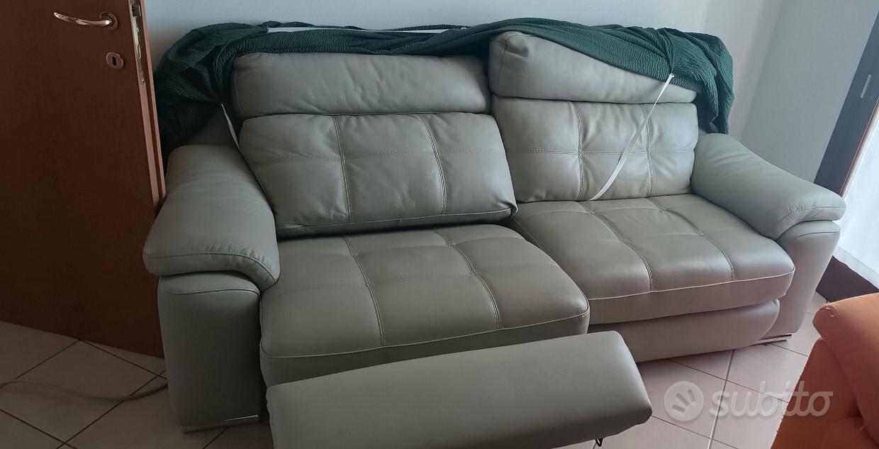 Divano doppio lato Mobili usati