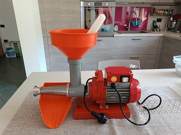 passa pomodoro elettrico 