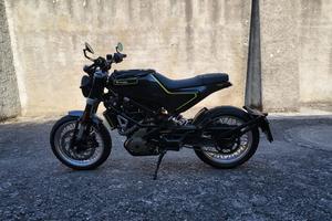 HUSQVARNA svartpilen 401