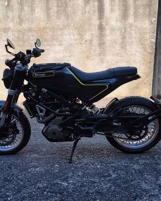 HUSQVARNA svartpilen 401