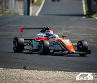 Formula 4 Tatuus T014