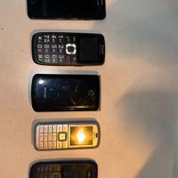 Cellulari Vintage Nokia e altri modelli (leggere)