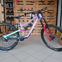 Canyon Torque 29" taglia M 2023 (doppia piastra) 