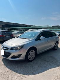 Opel Astra 1.4 Turbo 140CV Sports Tourer GPL Tech 