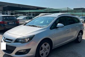 Opel Astra 1.4 Turbo 140CV Sports Tourer GPL Tech 