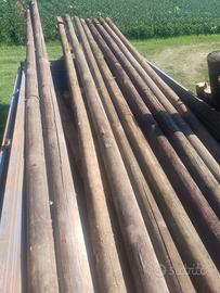 Pali in legno