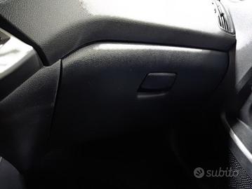 Cassetto portaoggetti KIA RIO del 2013