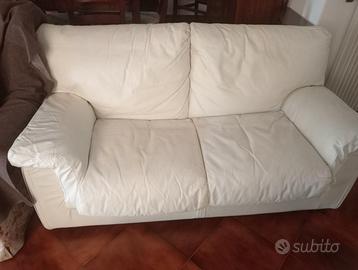 Divani in pelle bianca