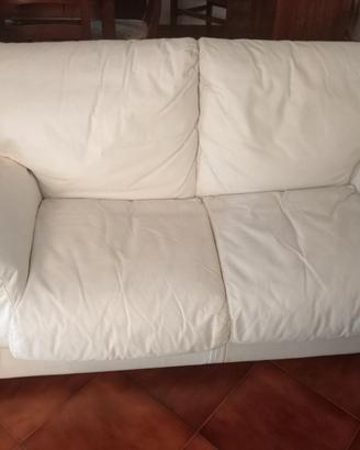 Divani in pelle bianca