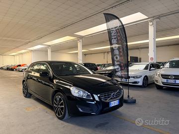 Volvo V60 D3 Geartronic Momentum