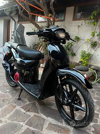 Scarabeo 50cc 2t