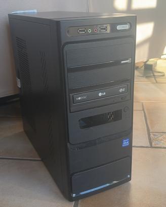 Computer + cavi + monitor
