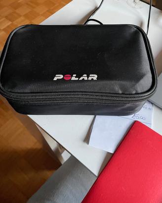 Custodia Polar R5800CX per bici e corsa.