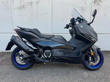 Yamaha T Max 560