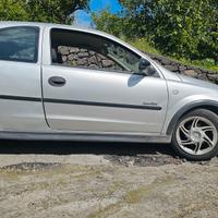 opel corsa 1 200 benzina 1999