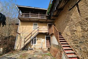 CASA SEMINDIPENDENTE A PRAROSTINO