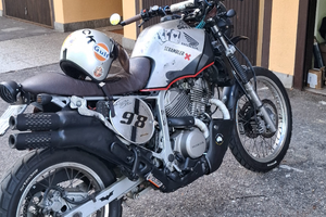 Honda Scrambler,Cafe Racer