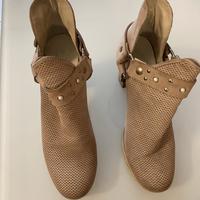 Stivaletto estivo