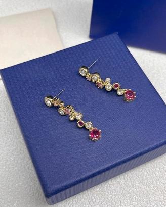 Orecchini Pendenti Dorati con Cristalli Rosa