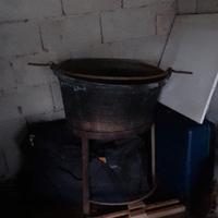 caglierone in rame con base