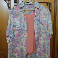 Canotta colore salmone più camicia fantasia fiorit