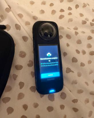 Insta360 X4 8K – Mega Bundle (4 Batterie)