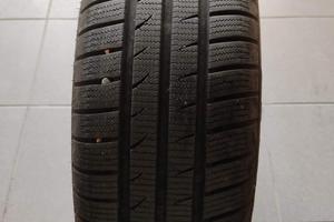 Pneumatico Invernale SUPERIA 175/65/14 82T