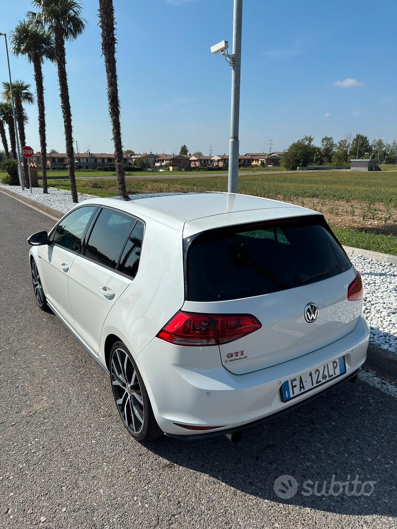 Volkswagen Golf 2015 photo 3