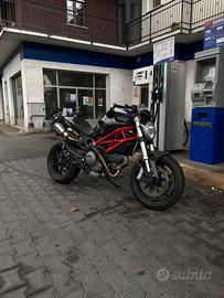 Ducati monster 796