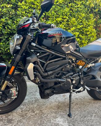 Ducati monster 1200 R
