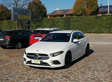 MERCEDES-BENZ A 180 d Automatic Premium