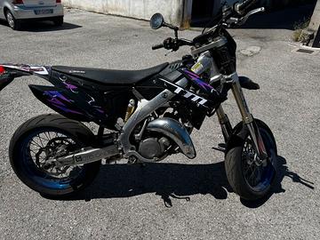 Tm 125