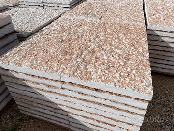 Pavimento in pietra superficie naturale