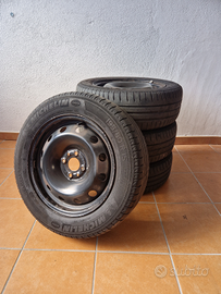 Cerchioni con gomme Michelin 195/60 R 15