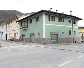 NEGOZIO IN ZONA DI GRANDE PASSAGGIO