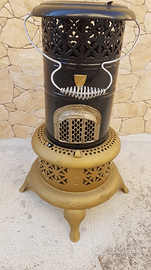 Antica stufa a petrolio