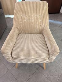 Poltrona soggiorno camera velluto a coste beige