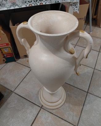 anfora in ceramica 