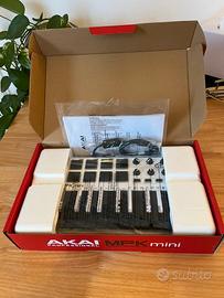 Akai MPK Mini Mk2 Special Edition White