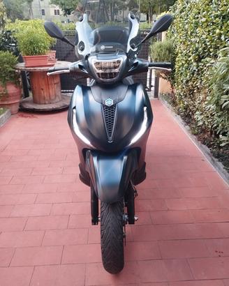 piaggio Beverly 400 
