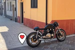 Cafe racer suzuki gs 550 1981