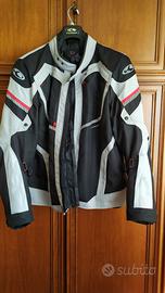 giacca da moto da donna.