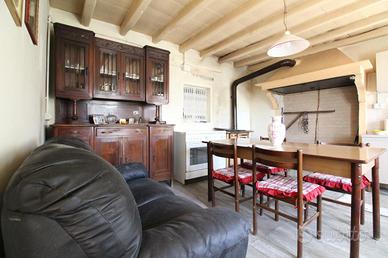 CASA DI CORTE A ALTISSIMO