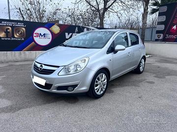 OPEL Corsa 1.2 5 porte Cosmo