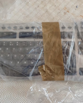 Tastiera PC italiana QWERTY con attacco PS/2